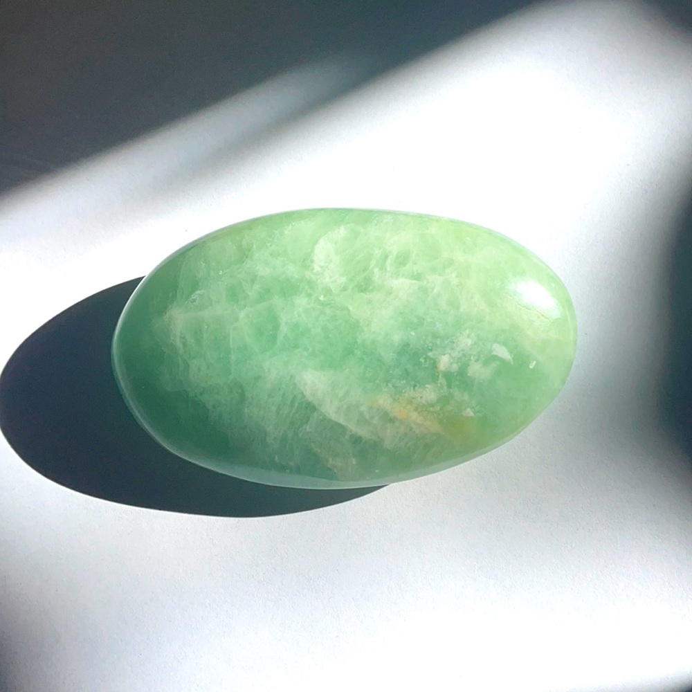 Green Adventurine Palm Stone